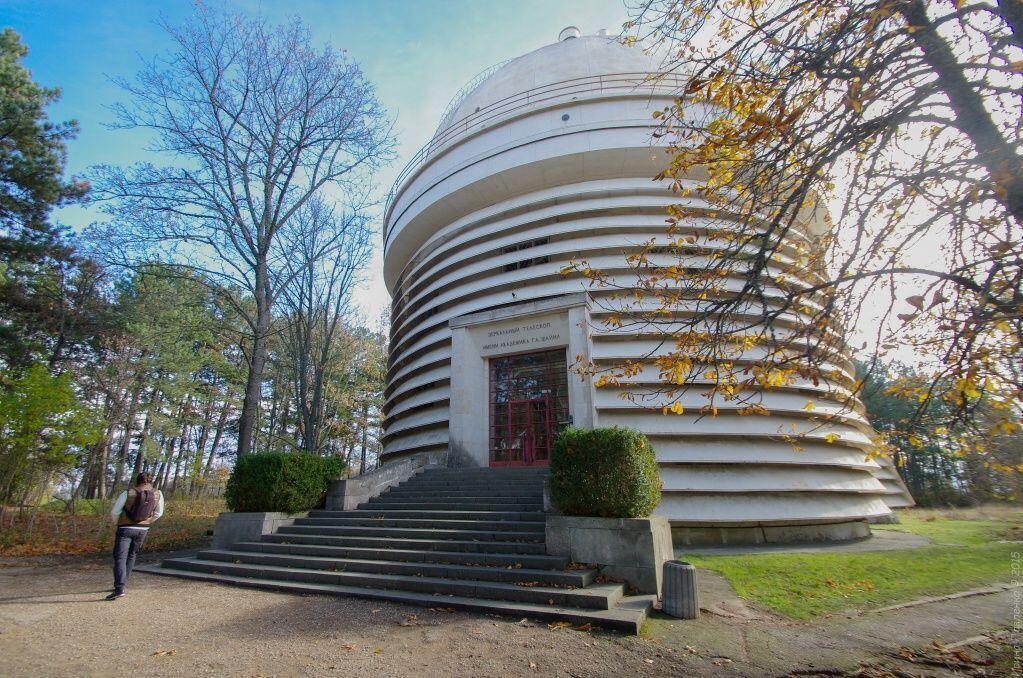 Крымская обсерватория -зеркальный телескоп